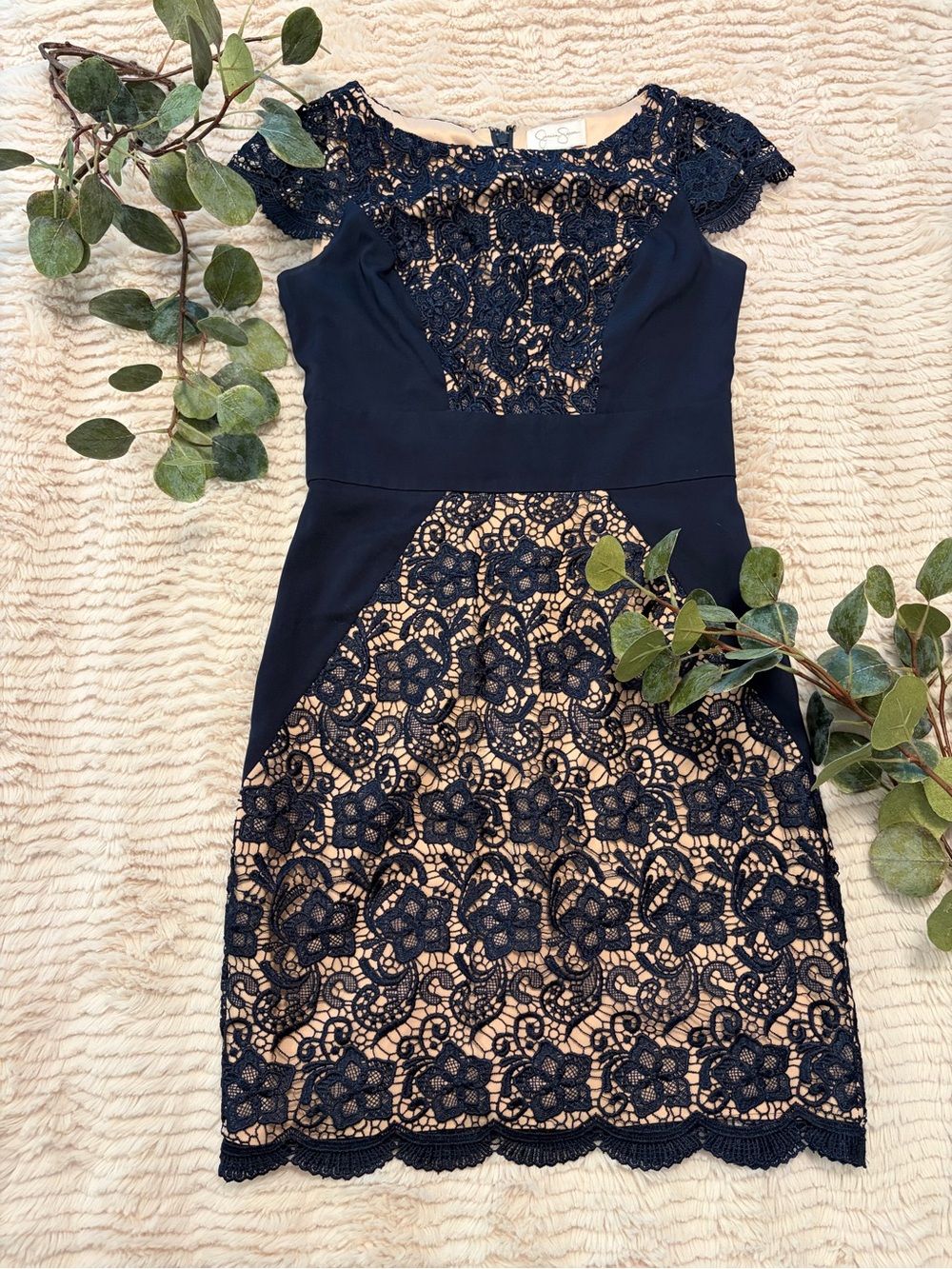 Jessica Simpson Navy and Nude Lace Fitted Mini Dress. Size 2
